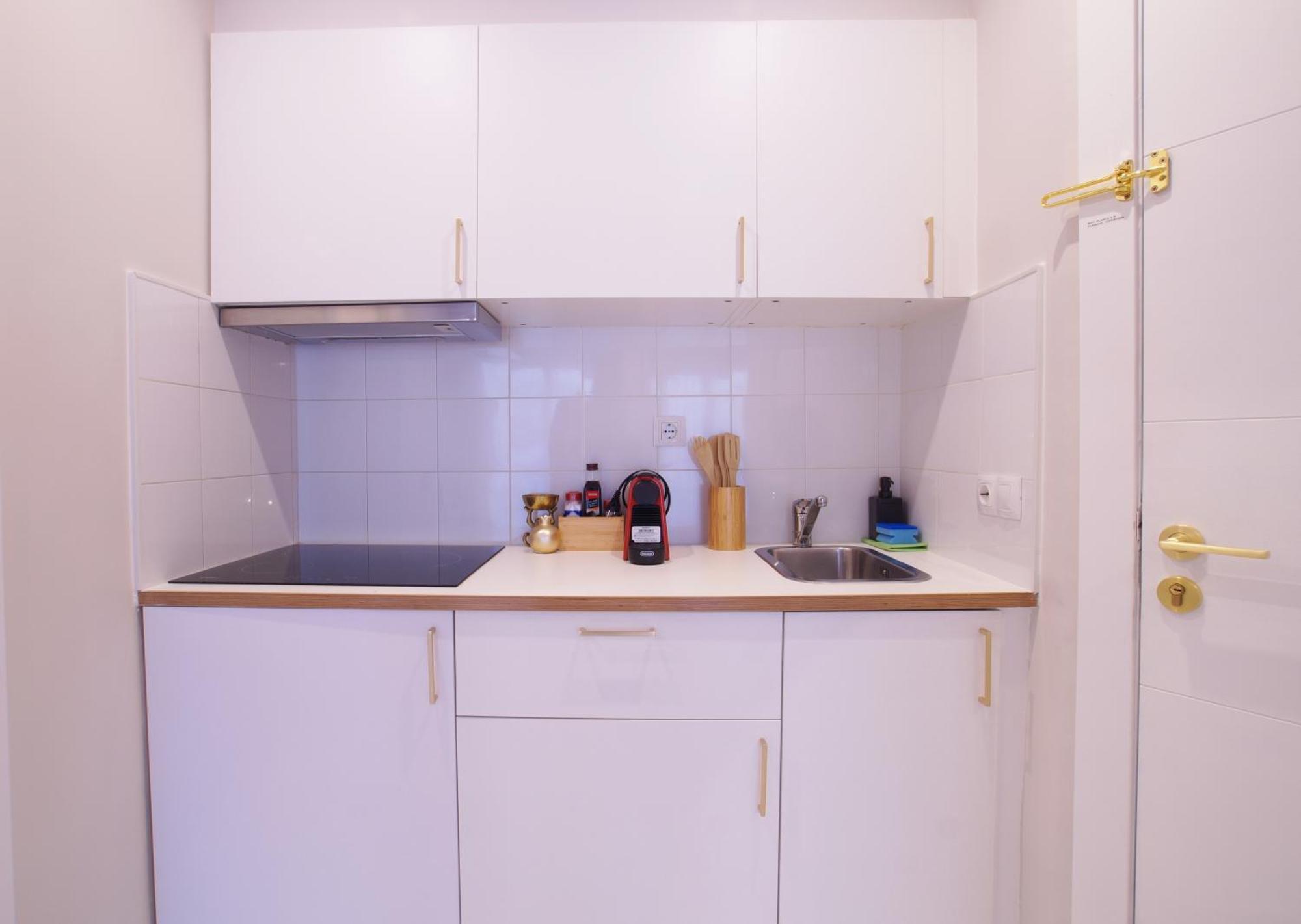 Budget Beach Studio 24 كالونج المظهر الخارجي الصورة