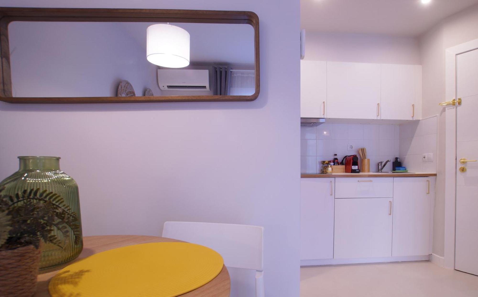 Budget Beach Studio 24 كالونج المظهر الخارجي الصورة